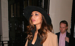 OOTD: Nicole Scherzinger in lange camel coat 