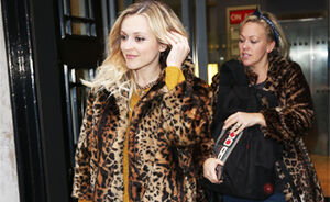 OOTD: Fearne Cotton in leuke winterjas met leopard-print