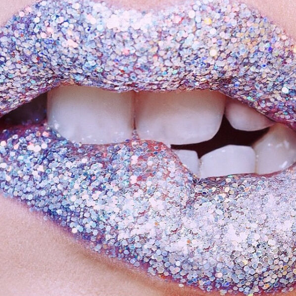 Beauty trend: glitters