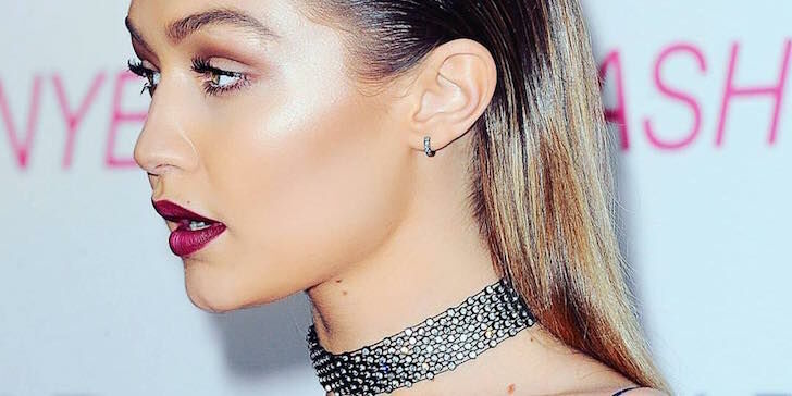 Zo draagt Gigi Hadid haar favoriete accessoire