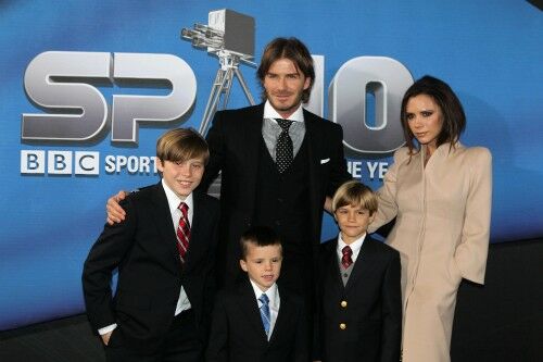 Victoria beckham met gezin