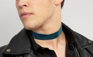 HOT OR NOT: Chokers zijn nu ook helemaal hip voor mannen