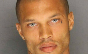 Remember Jeremy Meeks? De mugshot guy is nu een super goed verdienend model