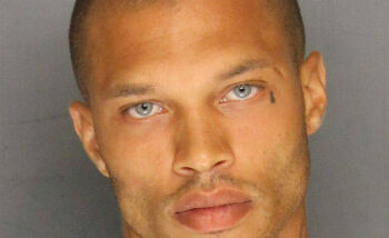 Remember Jeremy Meeks? De mugshot guy is nu een super goed verdienend model