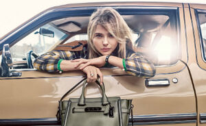 Chloë Grace Moretz prachtig in de nieuwe campagne van Coach