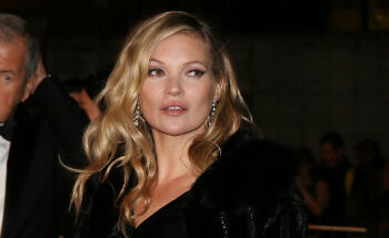 Kate Moss: “Ik moest gewoon comfortabel worden met naakt zijn”