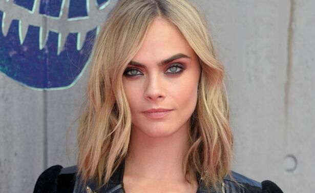 Cara Delevingne kondigt haar eerste boek aan