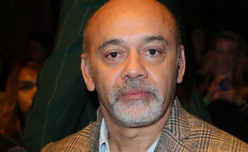 HEBBEN: Christian Louboutin voegt nieuwe items toe aan zijn make-upcollectie 