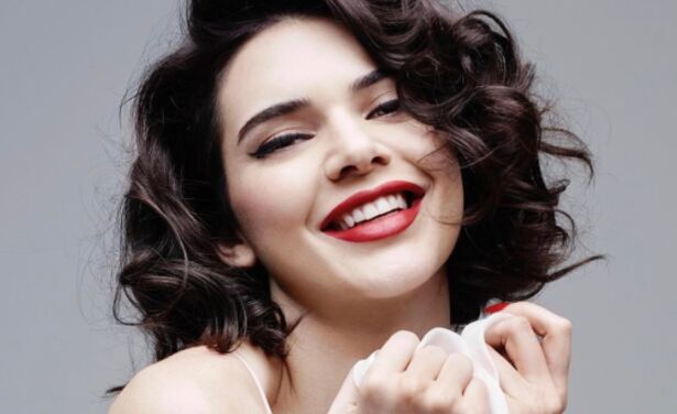 Kendall Jenner met doorschijnende bh in Marilyn Monroe shoot voor Love Magazine