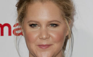 Amy Schumer pakt haters aan met serie bikini kiekjes