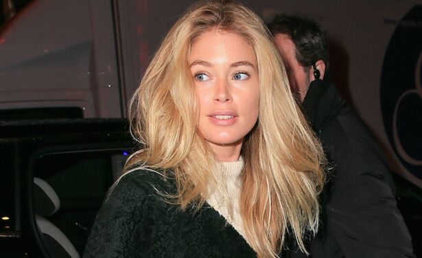 Het bewijs dat ook Doutzen Kroes wel eens in haar neus zit...