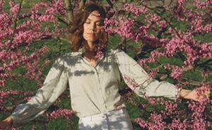 Alexa Chung lanceert haar eigen label en onze portemonnee is nu al leeg