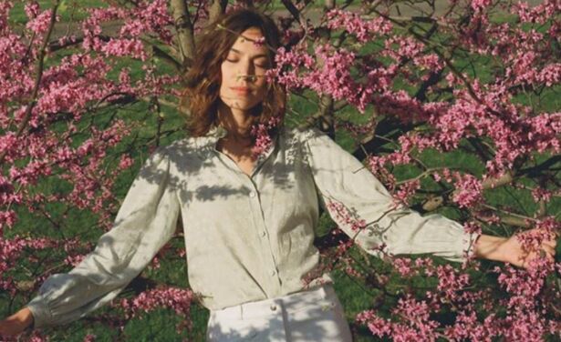 Alexa Chung lanceert haar eigen label en onze portemonnee is nu al leeg