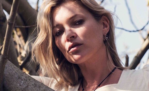 Kate Moss vindt setjes oorbellen ouderwetst en lanceert haar eigen collectie