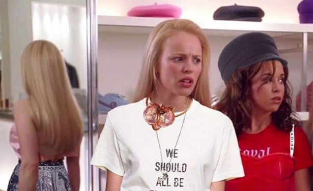 Dit Instagram account geeft Mean Girls & Clueless een hilarische haute couture makeover