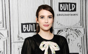 5 stijltips van Emma Roberts “Own it. It’s more comfortable” 