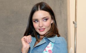 Oké, Miranda Kerr gaat wel erg ver voor de perfecte facial...