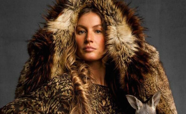 Gisele Bündchen knuffelt met baby kangoeroe en vosje in de mooiste fake fur coats!