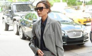 Victoria Beckham heeft haar skinny jeans ingeruild voor dit