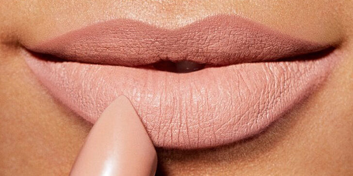 Dit is de juiste nude lipstick voor jouw huidtint