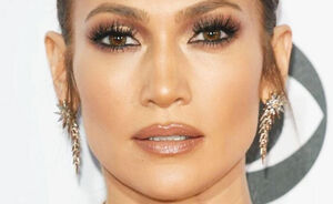 47 and fabulous! J.LOs make-upgeheim