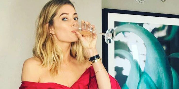 Waarom Doutzen voor rood koos tijdens het Met gala