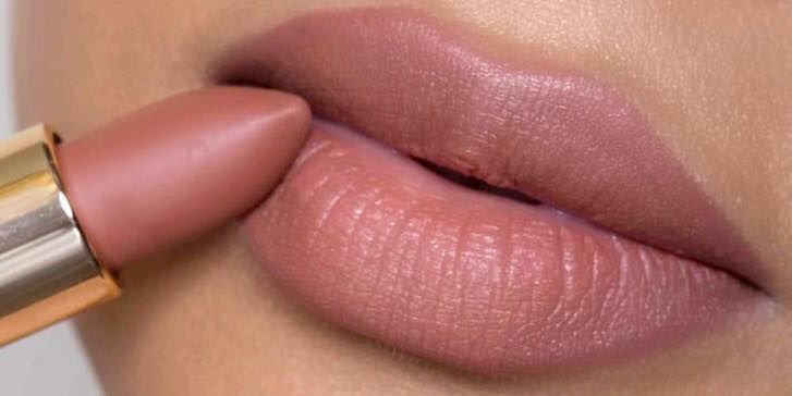 De ultieme hack voor volle lippen zonder fillers