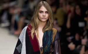 Cara Delevingne sloot Christopher Bailey's laatste show voor Burberry af vanwege een bijzondere reden