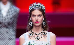 Drones en Royals in de Dolce & Gabbana shows tijdens Milan Fashion Week