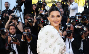 Kendall Jenner praat openhartig over lesbisch zijn en het willen van een baby