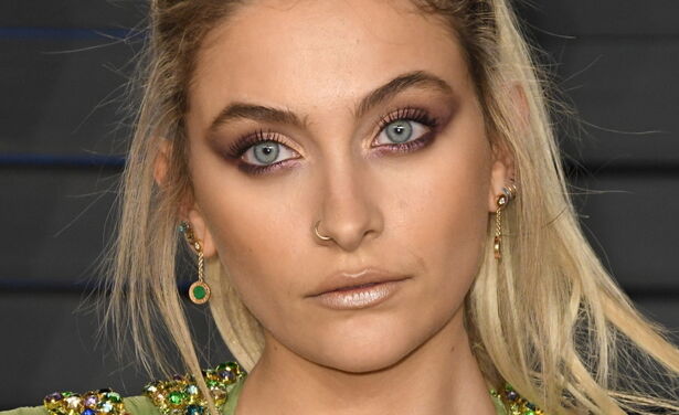 Calvin Klein heeft campagnefoto's met Paris Jackson gephotoshopt en fans zijn niét blij