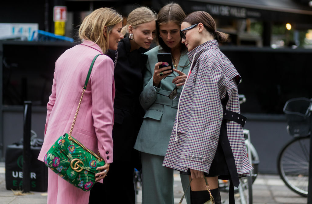 Dit is de jurk die alle influencers deze zomer gaan dragen én jij ook!