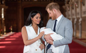 Dit is hem dan: de royal baby van Meghan en Harry