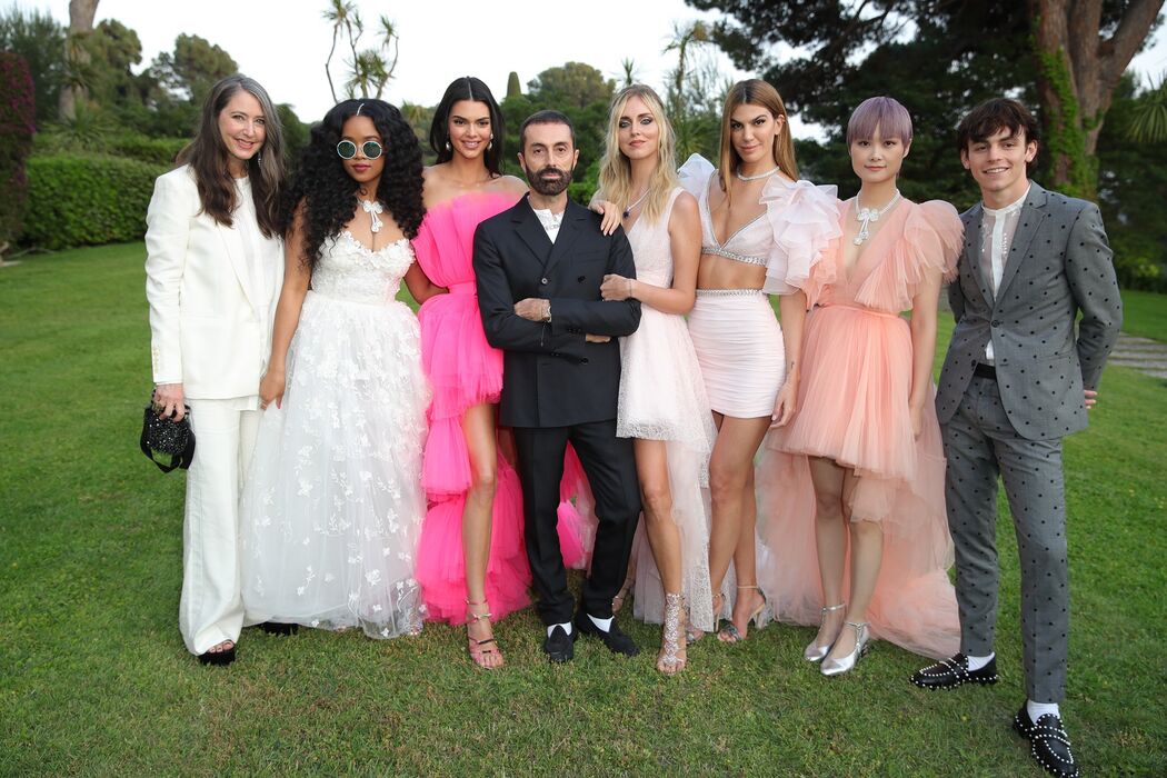 Kendall, Chiara en meer in de eerste ontwerpen van Giambattista Valli x H&M