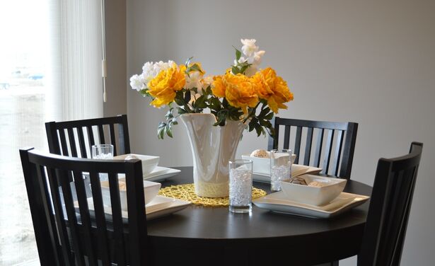 Dit zijn 10 manieren waarmee jij een bos bloemen langer kunt laten staan