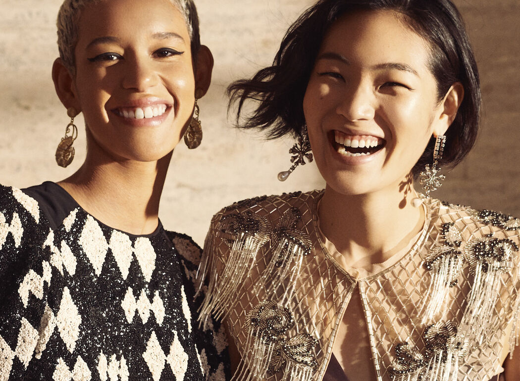 Om verliefd op te worden: H&M's 10e Conscious Exclusive collectie zit vol met feestdagen proof kleding