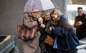 15 x de mooiste schoenen om mee in de regen te lopen