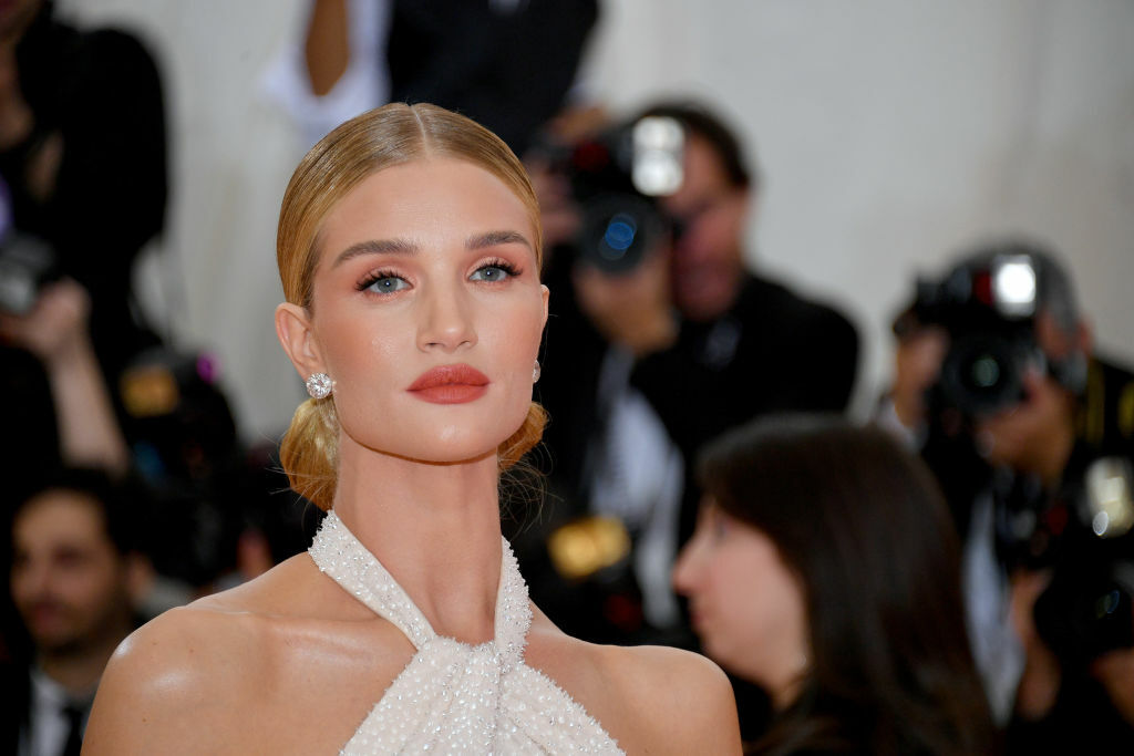 Creëer de perfecte wenkbrauw dankzij brow guru Kristie Streicher en Rosie Huntington-Whiteley