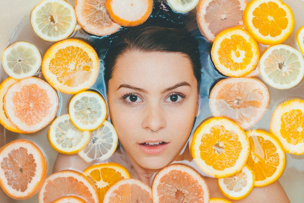 Vitamine C: dit zijn de voordelen voor je huid