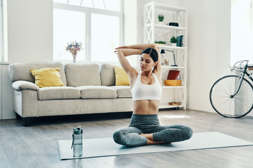 Deze fijne sportkleding helpt bij een goede home work-out