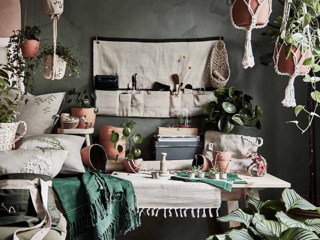 IKEA's nieuwste collectie is ideaal om van jouw stulpje een urban jungle te maken