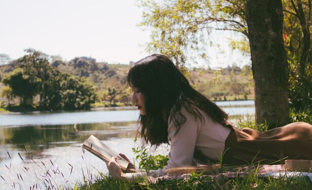 Dit zijn dé boeken die je deze zomervakantie wil lezen