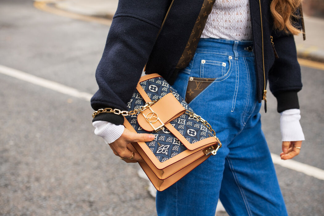 Deze bijzondere jeans trend gaan we veel zien in 2022