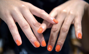 Er koninklijk uitzien deze Koningsdag? Met deze nageldesigns maak jij jouw look af