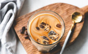 Hallo zomerdrankje: zo maak je avocado iced coffee