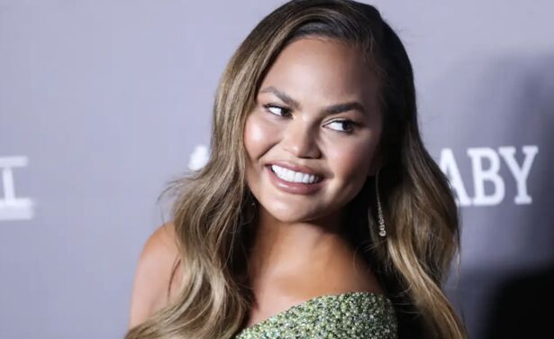 Chrissy Teigen weer zwanger na stilgeboorte: "voel me weer hoopvol"