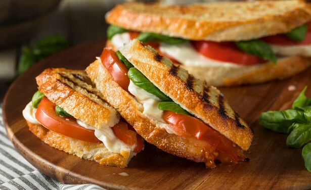 Yum! Recept voor grilled vegetable pesto panini