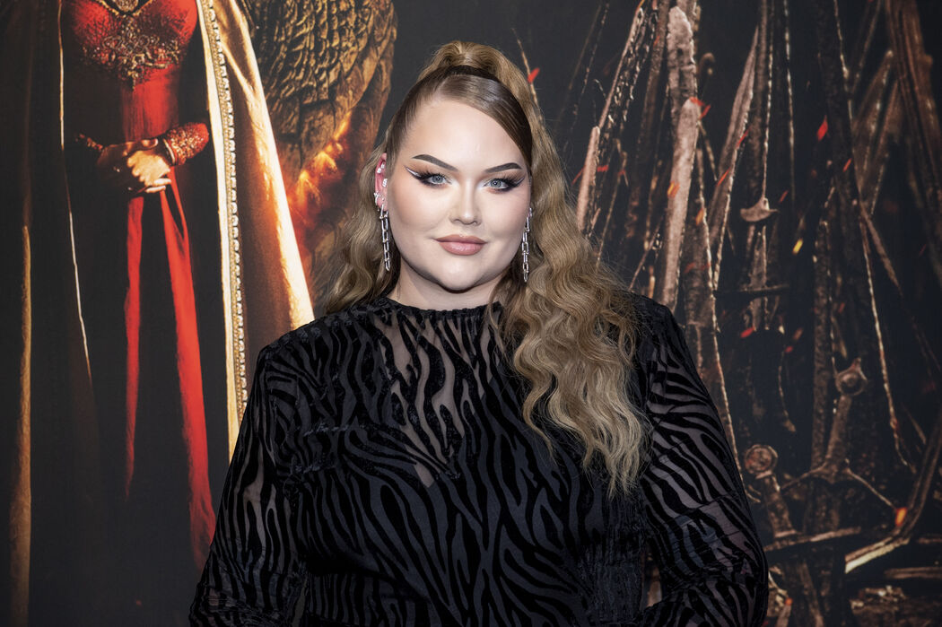 Zien: dit droeg Nikkie De Jager (NikkieTutorials) op haar bruiloft