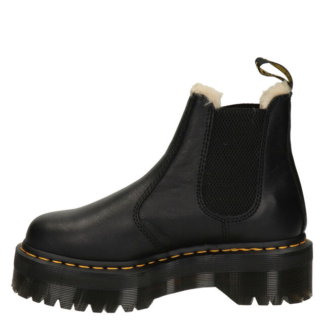 chelsea boots dr martens