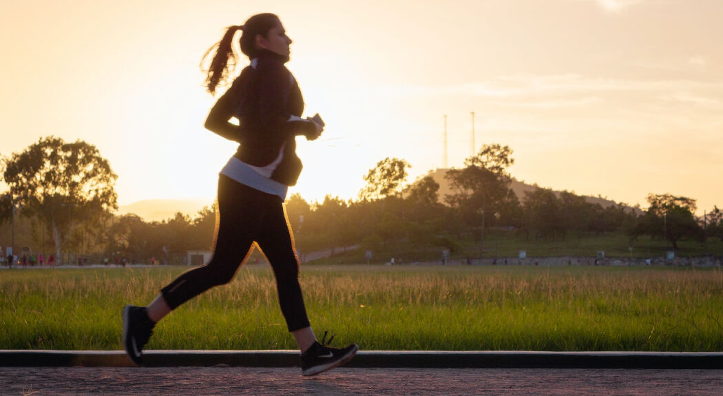 Waarom je beter geen paardenstaart kunt dragen tijdens het hardlopen